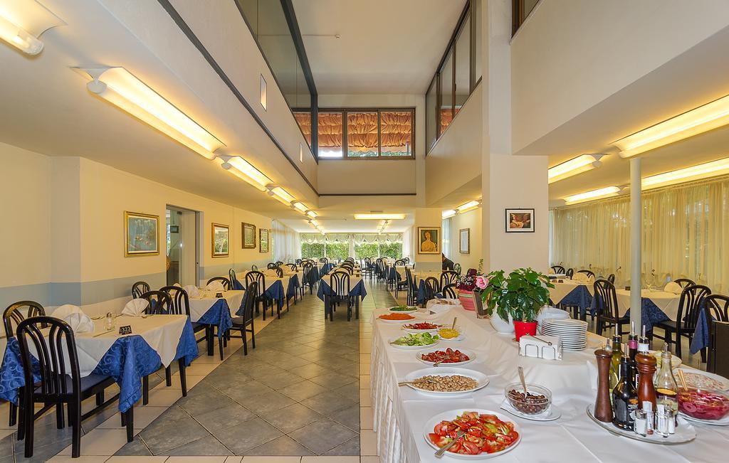 Hotel Le Ginestre Lido di Camaiore Ngoại thất bức ảnh