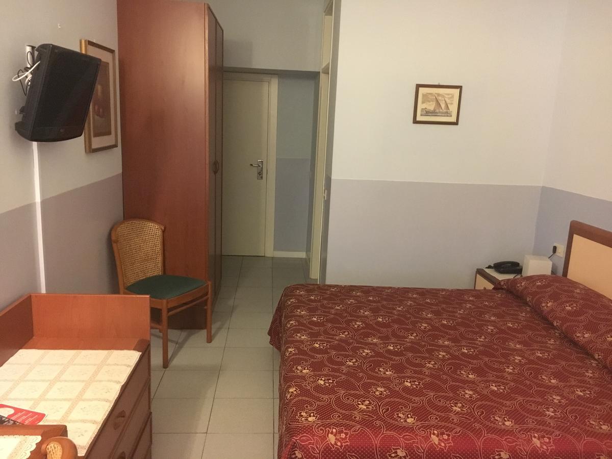 Hotel Le Ginestre Lido di Camaiore Ngoại thất bức ảnh
