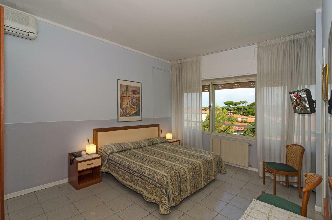Hotel Le Ginestre Lido di Camaiore Ngoại thất bức ảnh