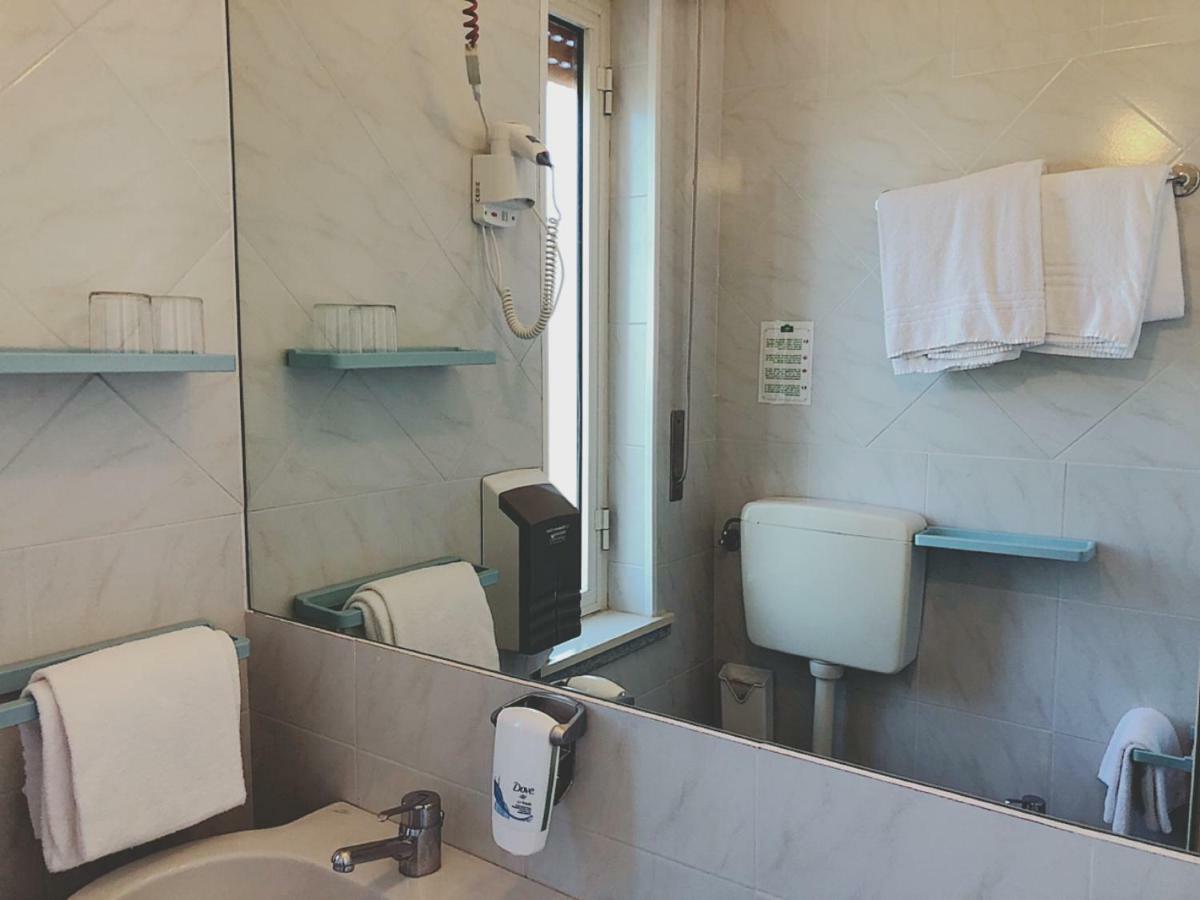 Hotel Le Ginestre Lido di Camaiore Ngoại thất bức ảnh