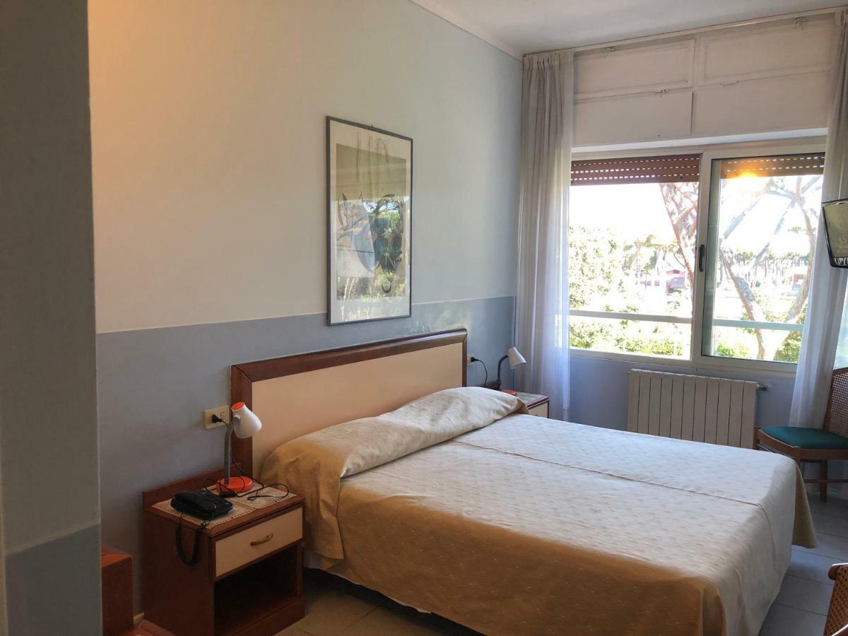 Hotel Le Ginestre Lido di Camaiore Ngoại thất bức ảnh